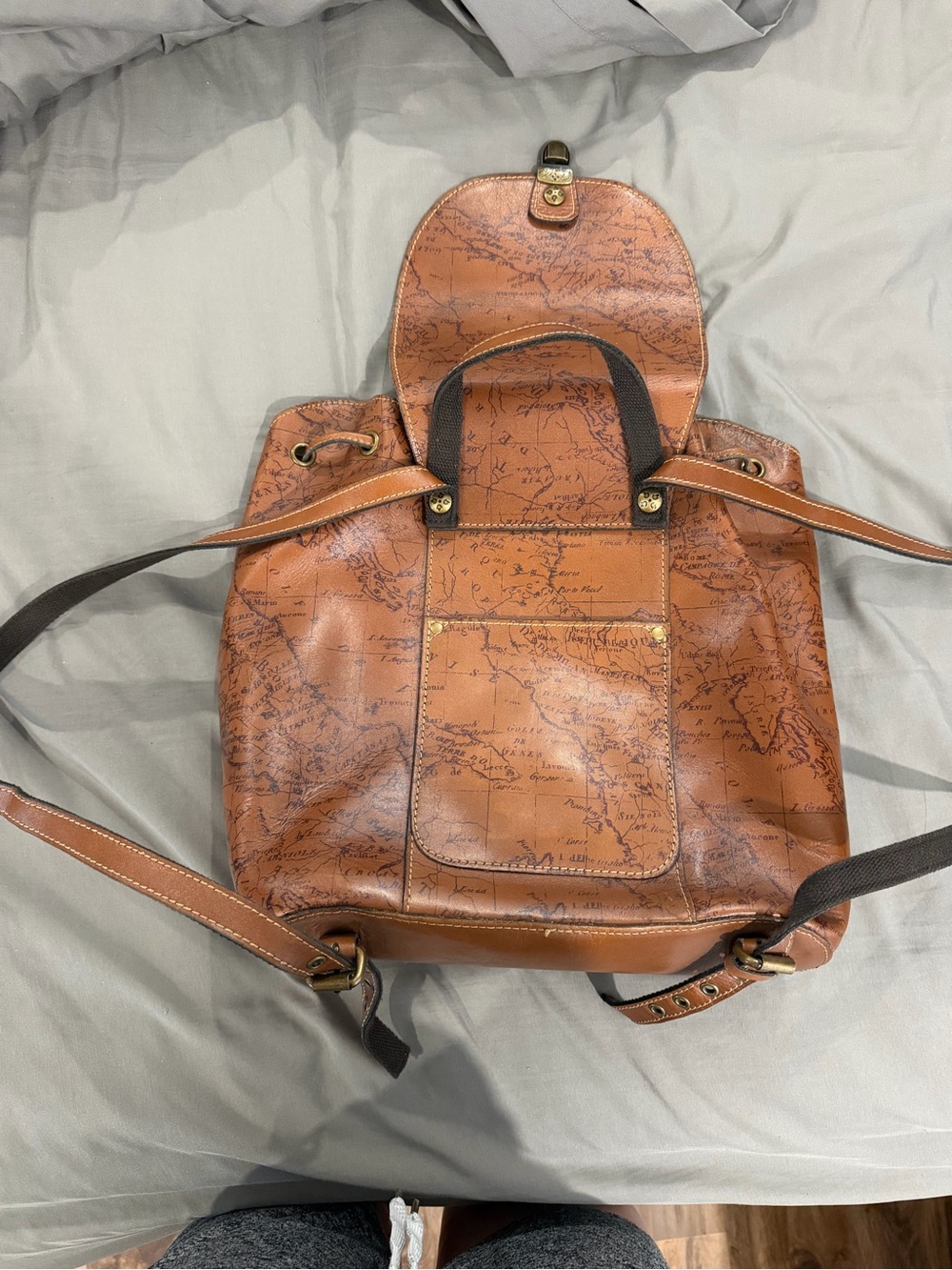 Patricia Nash Tan Brown Map-Print Leather Backpack - Picture 4 of 6